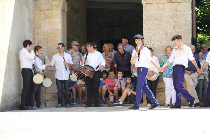 Asteasu jaiak sanpedro 2015 dantzasoka 20 1435582544736