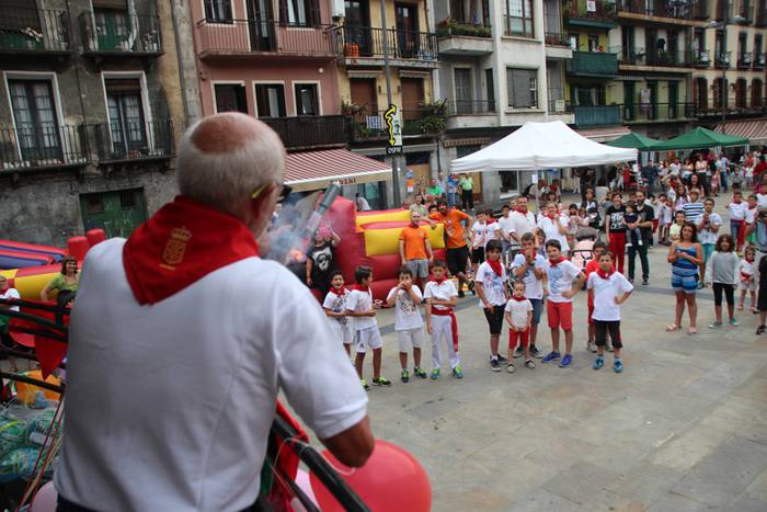 San Fermin Txiki festa Tolosan 2015 2 1436617880594