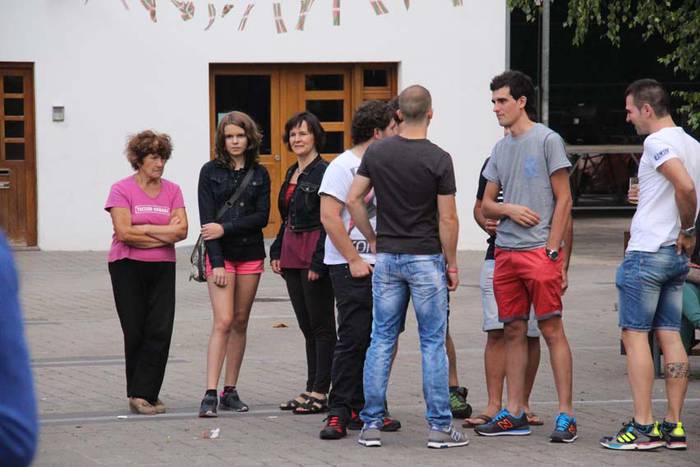 Adunako jaiak  33 1439491764161