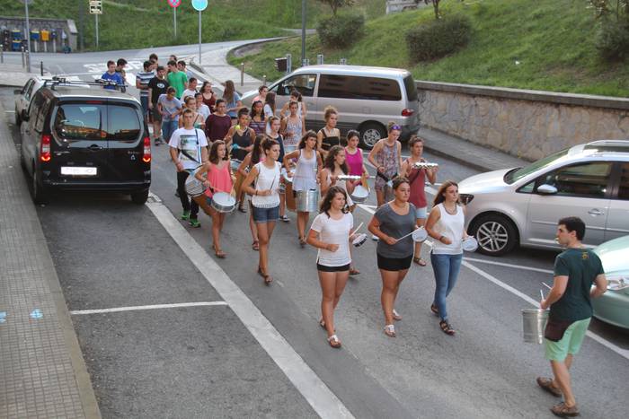 Anoetako Gazte Eguna 2015 gazte asanblada 5 1441033431549