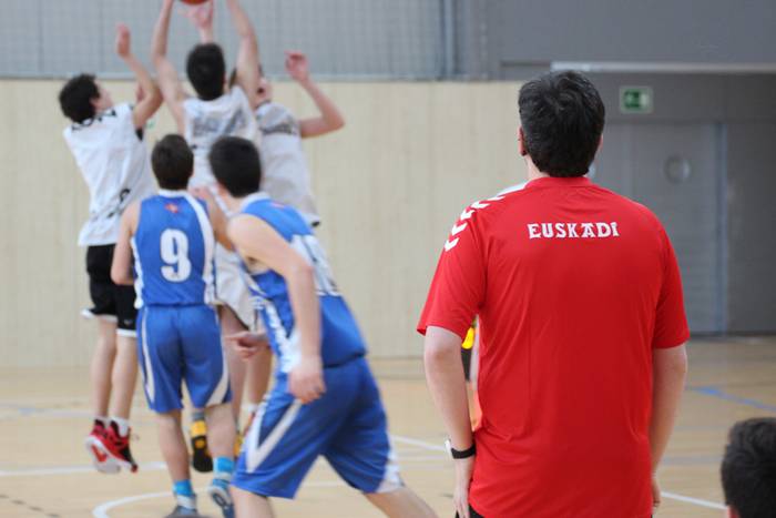 euskal selekzioa kadeteak tolosan 4 1427734762023