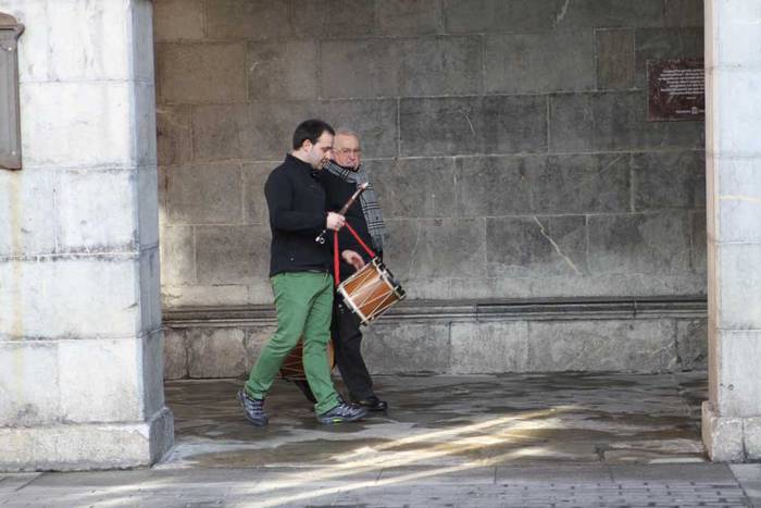 ostegun gizena txupinazoa 2015 3 19 1423761449138