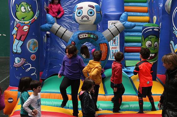 jolas parkea amezketan 3 1419606864799