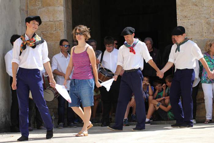 Asteasu jaiak sanpedro 2015 dantzasoka 34 1435582566213