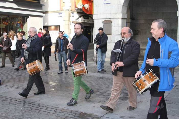 Kaleko giroa, Ostegun Gizena 2015 13 1423757930193