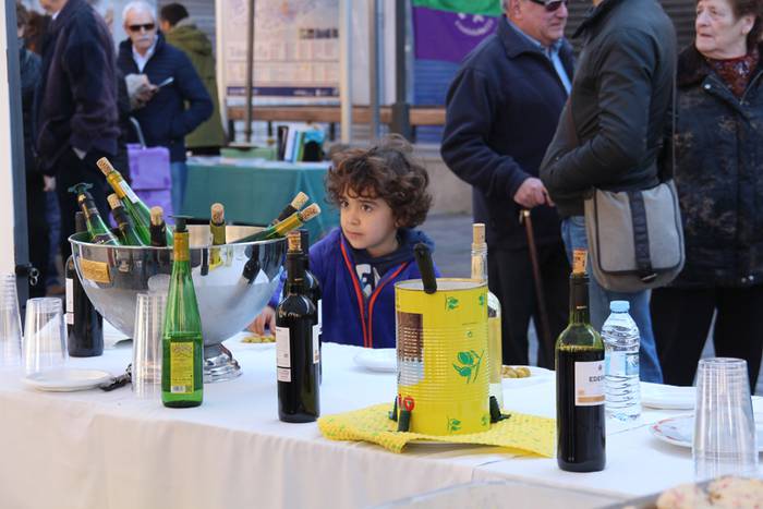 azoka solidarioa 21 1425726601823