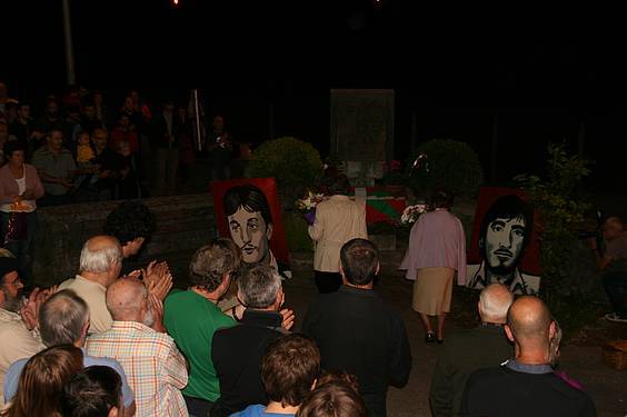 Lasa eta Zabala omenaldia 3 1381949569084