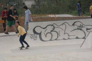 Gazteen dinamikatik sorturiko skate park-a inauguratu dute