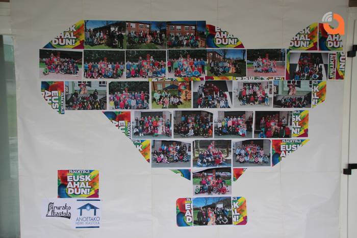 Korrika Txikiak 2015 1 1427128238263