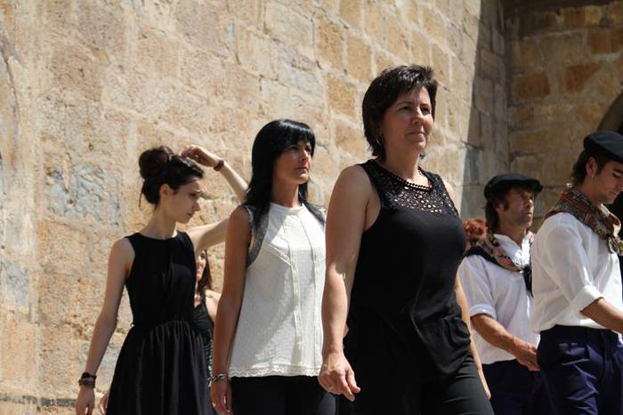 Asteasu jaiak sanpedro 2015 dantzasoka 49 1435582587832