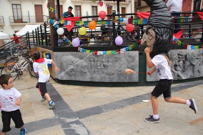 San Fermin Txiki festa Tolosan 2015 9 1436617890843