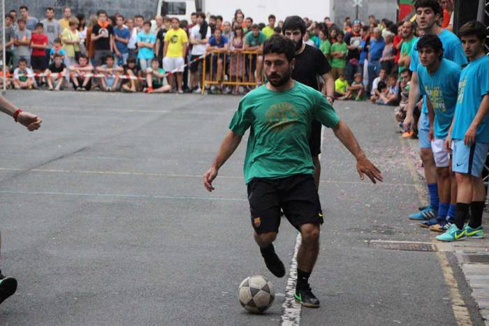 Santio jaietako futbito txapelketa 2015 4 1438009768199