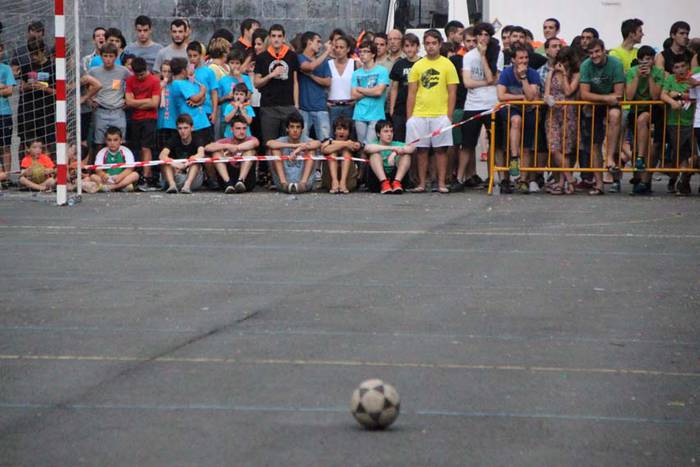 Santio jaietako futbito txapelketa 2015 5 1438009769734