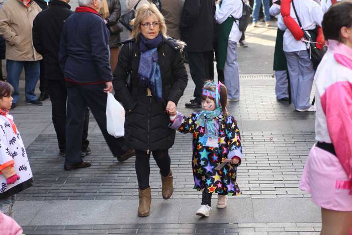 Kaleko giroa, Ostegun Gizena 2015 49 1423757973185