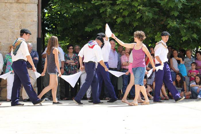 Asteasu jaiak sanpedro 2015 dantzasoka 58 1435582602144