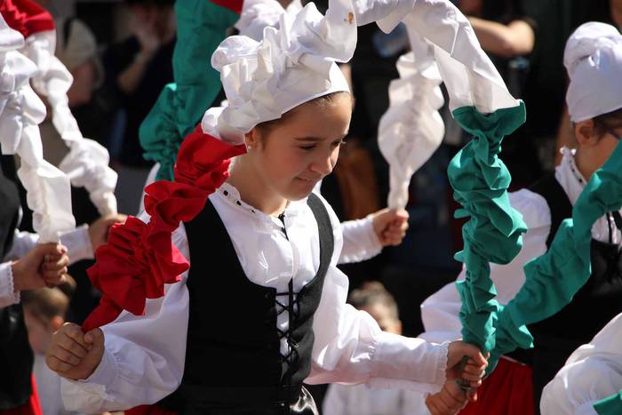 dantzari txiki anoeta 2015 7 1433141471329