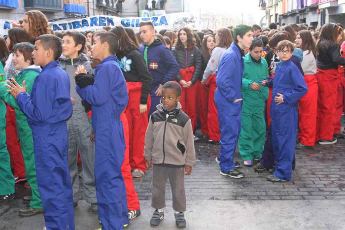 ostegun gizena txupinazoa 2015 2 12 1423761245493