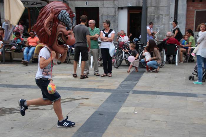 San Fermin Txiki festa Tolosan 2015 13 1436617896986