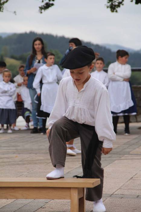 altzon haurrak dantzan 32 1438280901545