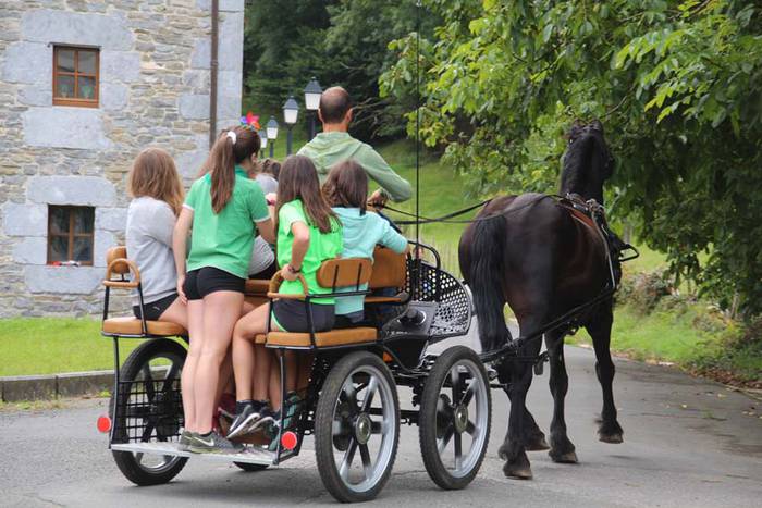 Gazteluko txupinazoa 33 1439554926900