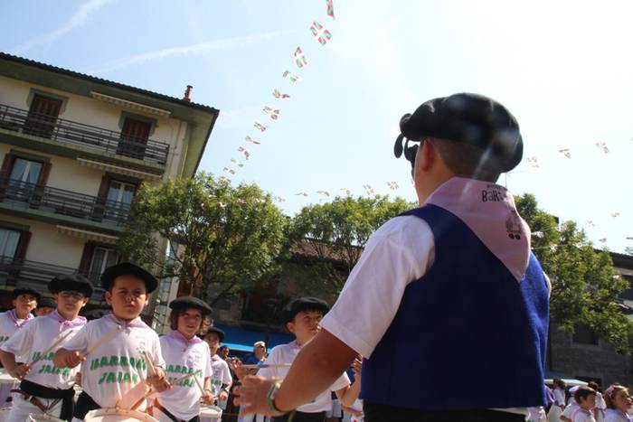 Danborra eta piparra, festar 104 1503578274412