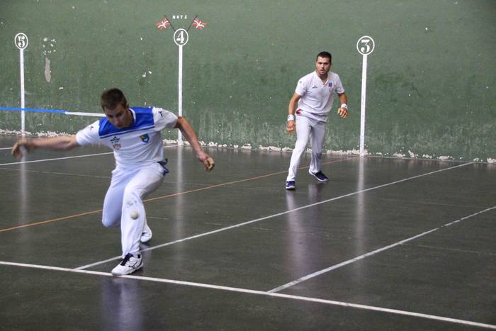 Lau eta erdiko Intxaur Txape 15 1626710621224