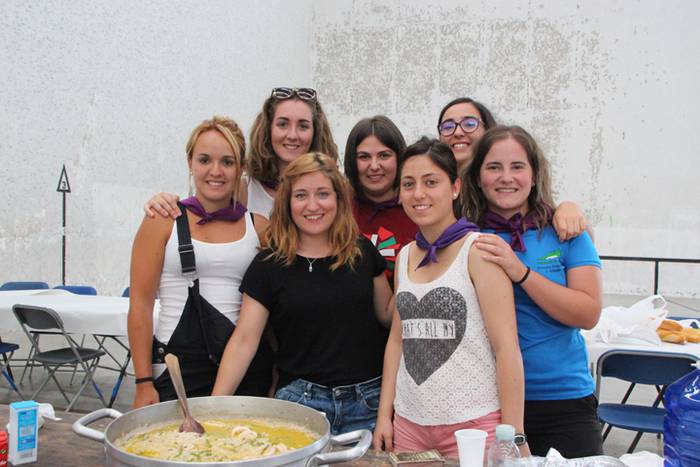 Paella lehiaketa, kuadrillak elkartzeko aitzakia 1 1472306737331