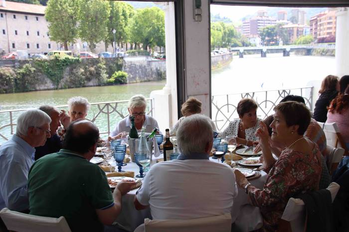 Giro ederrean ospatu dute Bi 28 1559492468876