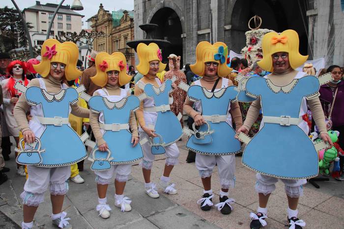 Konpartsa eta mozorroak Zald 49 1645972629683