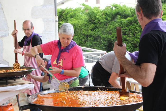 Ikaztegietako Eskola Txikiak Festa 29 1465744467376