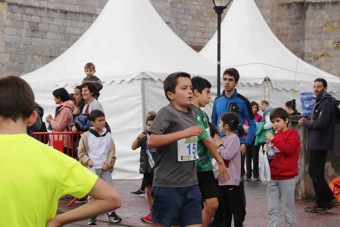 Ume krosa egin dute Amasako  25 1636802240566