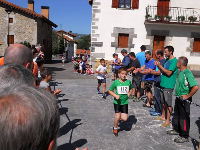 Adunako Ama Birjin jaiak 2016 8 1470666252334