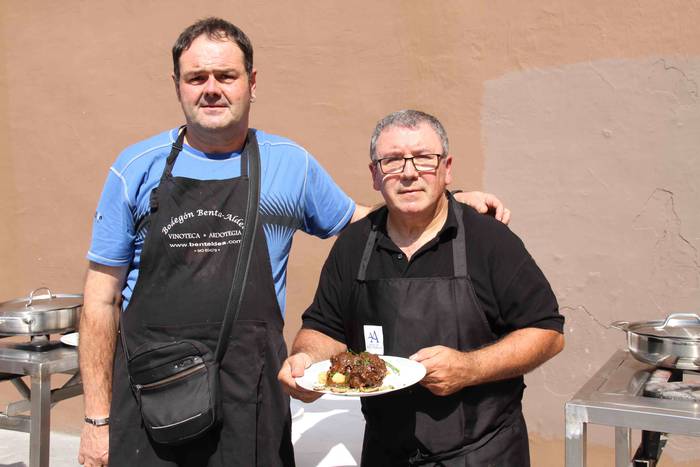 Zilarrezko urteurrenean, ino 38 1599914670647