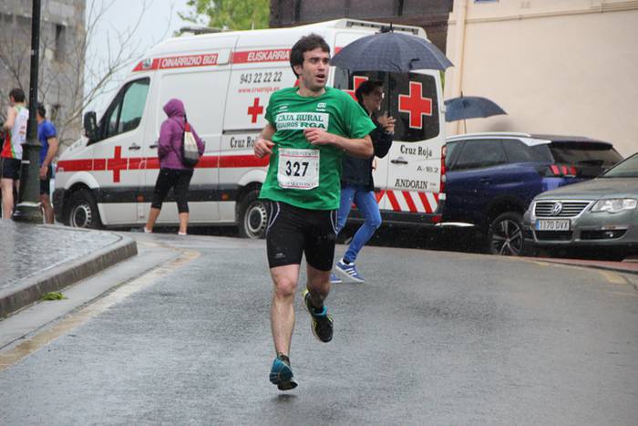 Aitziber Ibarbia eta Julen L 54 1493554030246