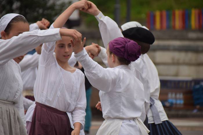 Ibarrako Dantzari Txiki Egun 77 1528548079348