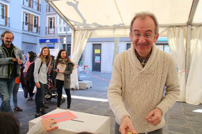 Aurpegi ezagunak bozka emate 71 1489931423232