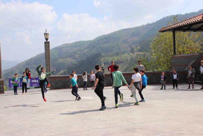 Korrikaren erritmora Alkizan 36 1555081397079