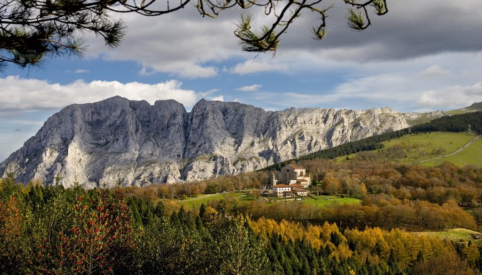 Mendi ibilaldia Urkiolatik Oletara