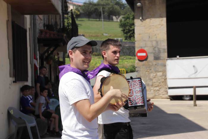 Zizurkilgo Andra Mariak. Oil 58 1660313821249