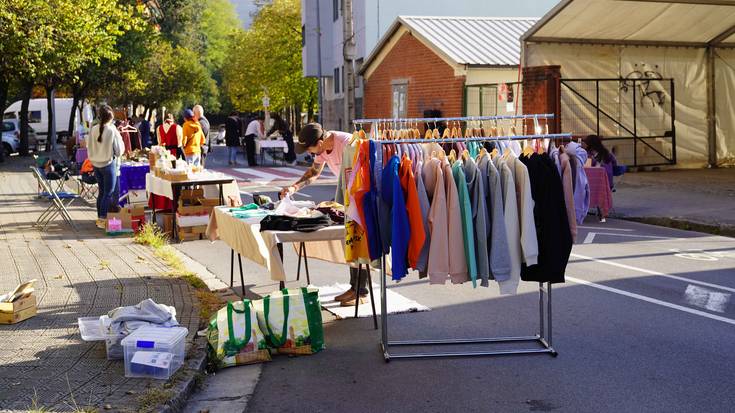 San Esteban auzoko artisau azoka koloretsua