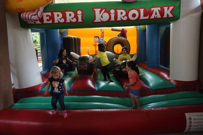 Auzo giroa mantenduz Amarotzen 23 1467476506927