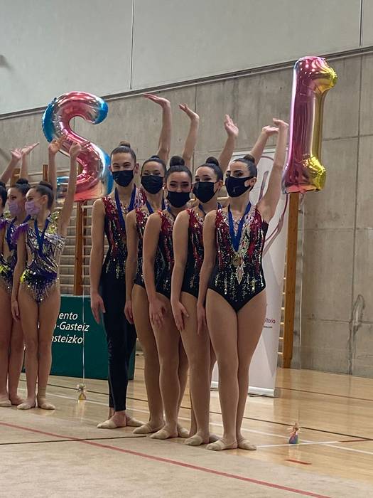 Oinarrizko jubenil taldeak K 2 1648823051817