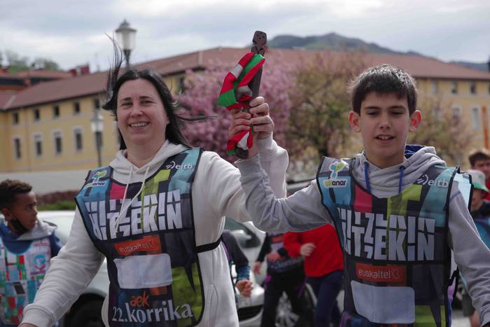 22. Korrika, furgonetatik, T 38 1649420183855