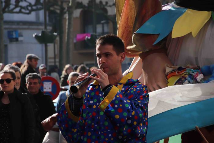 Erraldoi eta buruhandiak Zal 11 1582375940427