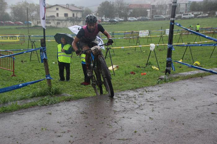 Jon Erguin eta Zuriñe Frutos 60 1508691892456