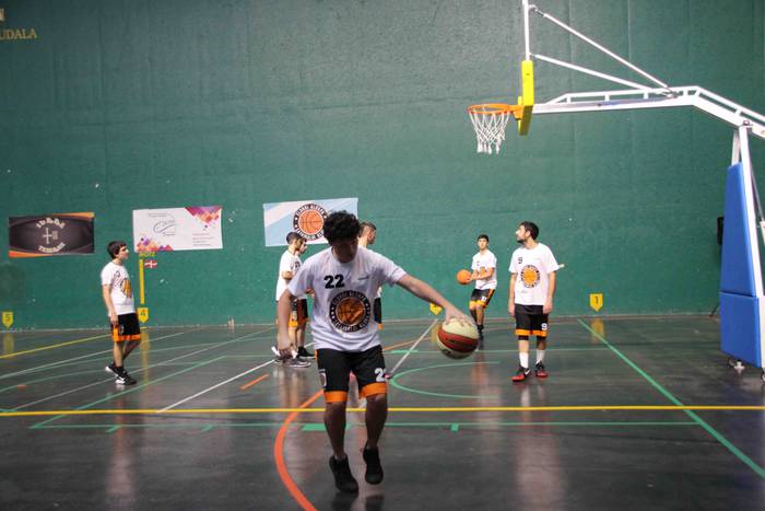 Herritarrei aurkeztu diete E 25 1573321428527