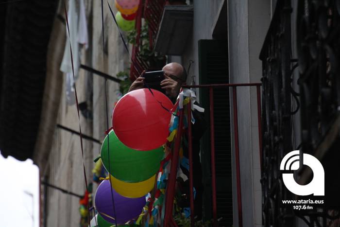 Pijamen iraultzak hartu du T 33 1488100035955