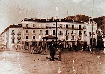 Lehen Karlistada ondorengo giro euforikoa Tolosan, 1836-1858