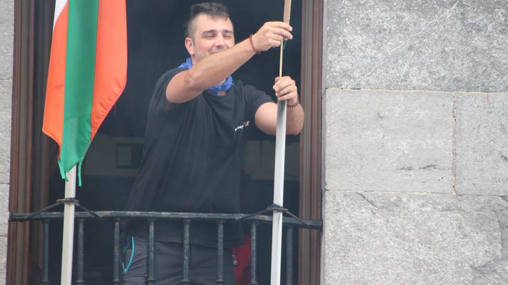 Hiru egun bete, Hernialden