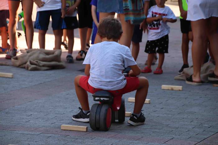 Jolas betean aritu dira umea 16 1537027575757